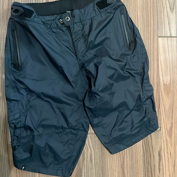 Specialized
Deflect H2O Comp Mountain Shorts - Picture 2 of 8